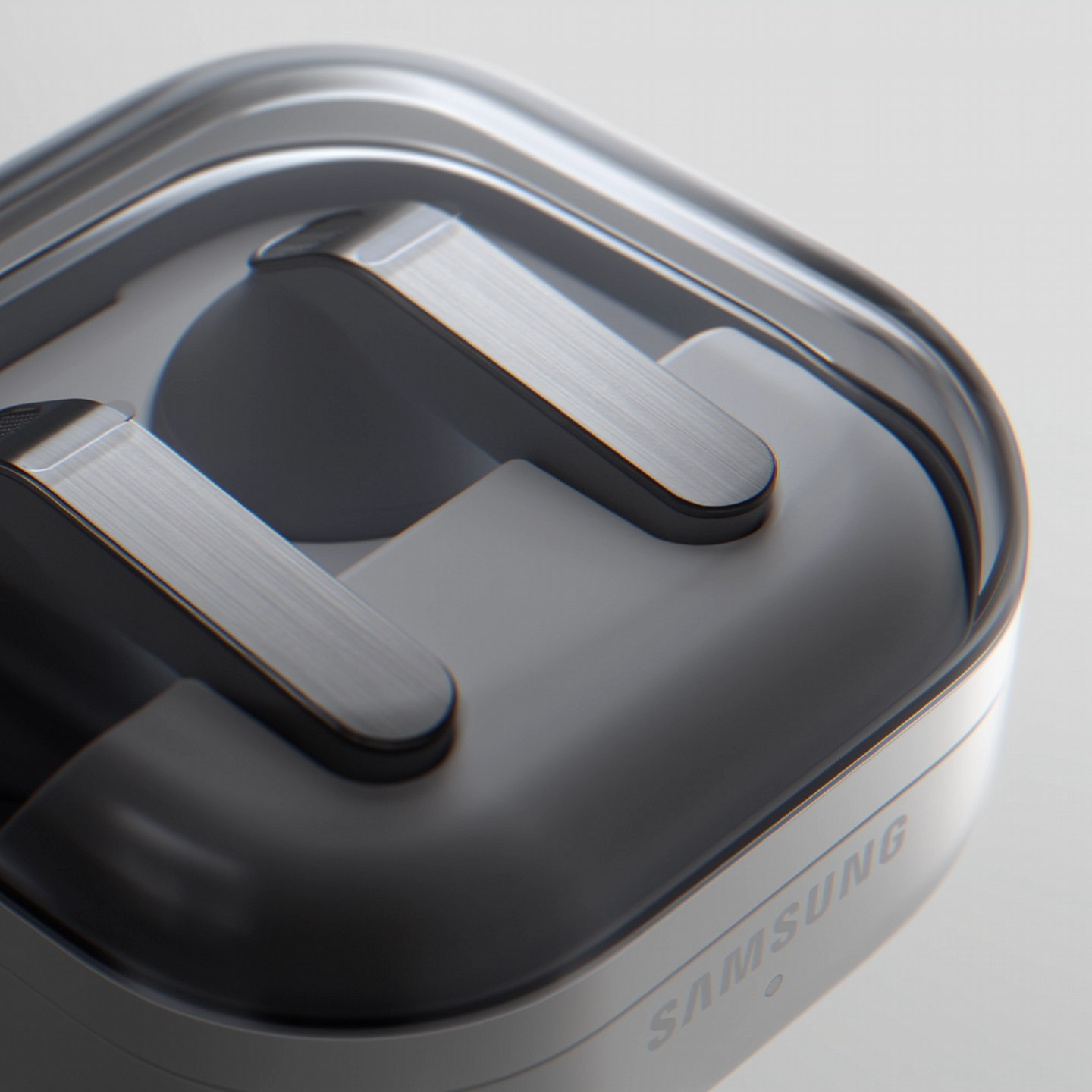 갤럭시 버즈4 화이트가 크래들 속에 있는 모습