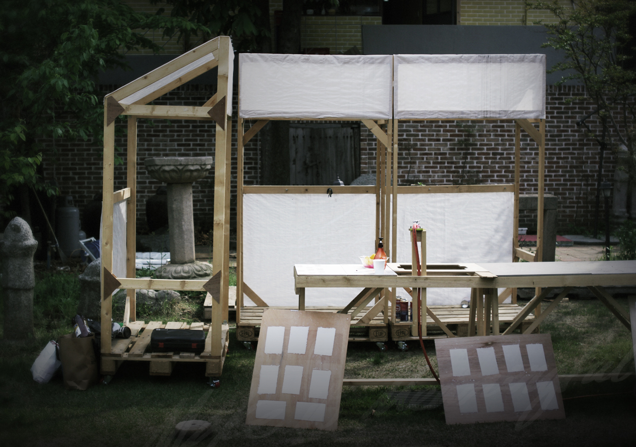 JooYoun Park’s work. The background image automatically turns to next image.