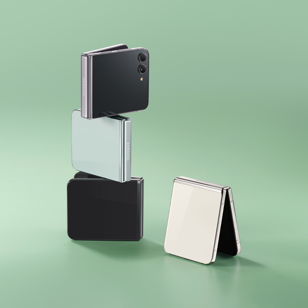 This image shows the colors of the Galaxy Z Flip 5 from top to bottom: lavender, mint, graphite, and cream.