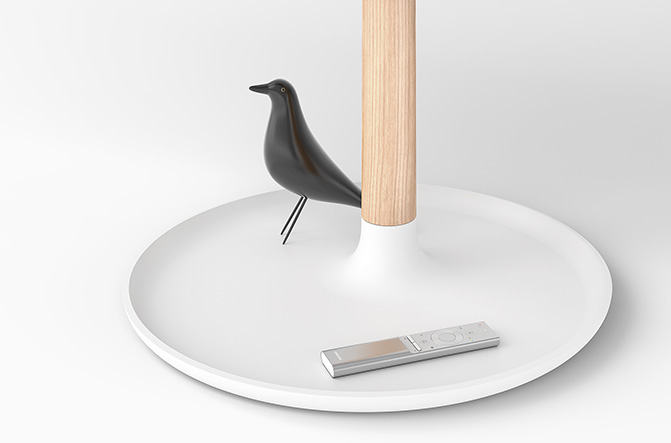 An image shows the close-up picture of <Personality> work which was selected as the finalist in the competition contest of Samsung Electronics QLED TV stand.