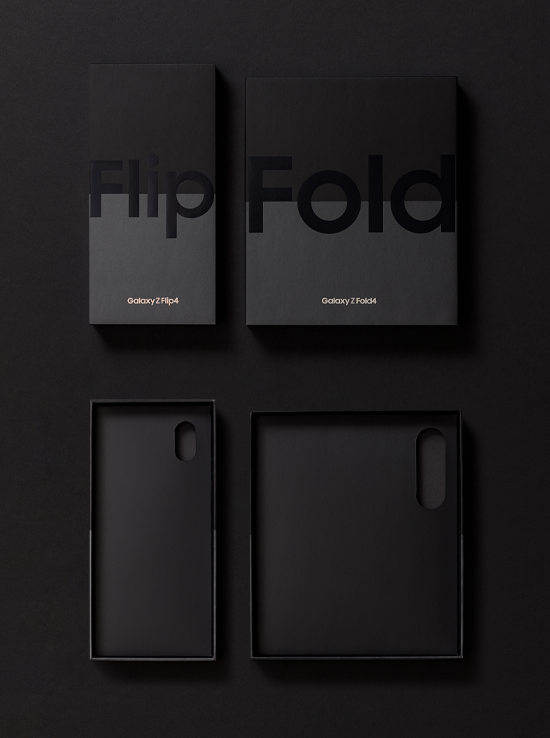 This is the image of Galaxy Z Fold 4, Galaxy Buds 2, Galaxy Z Flip 4 and package.